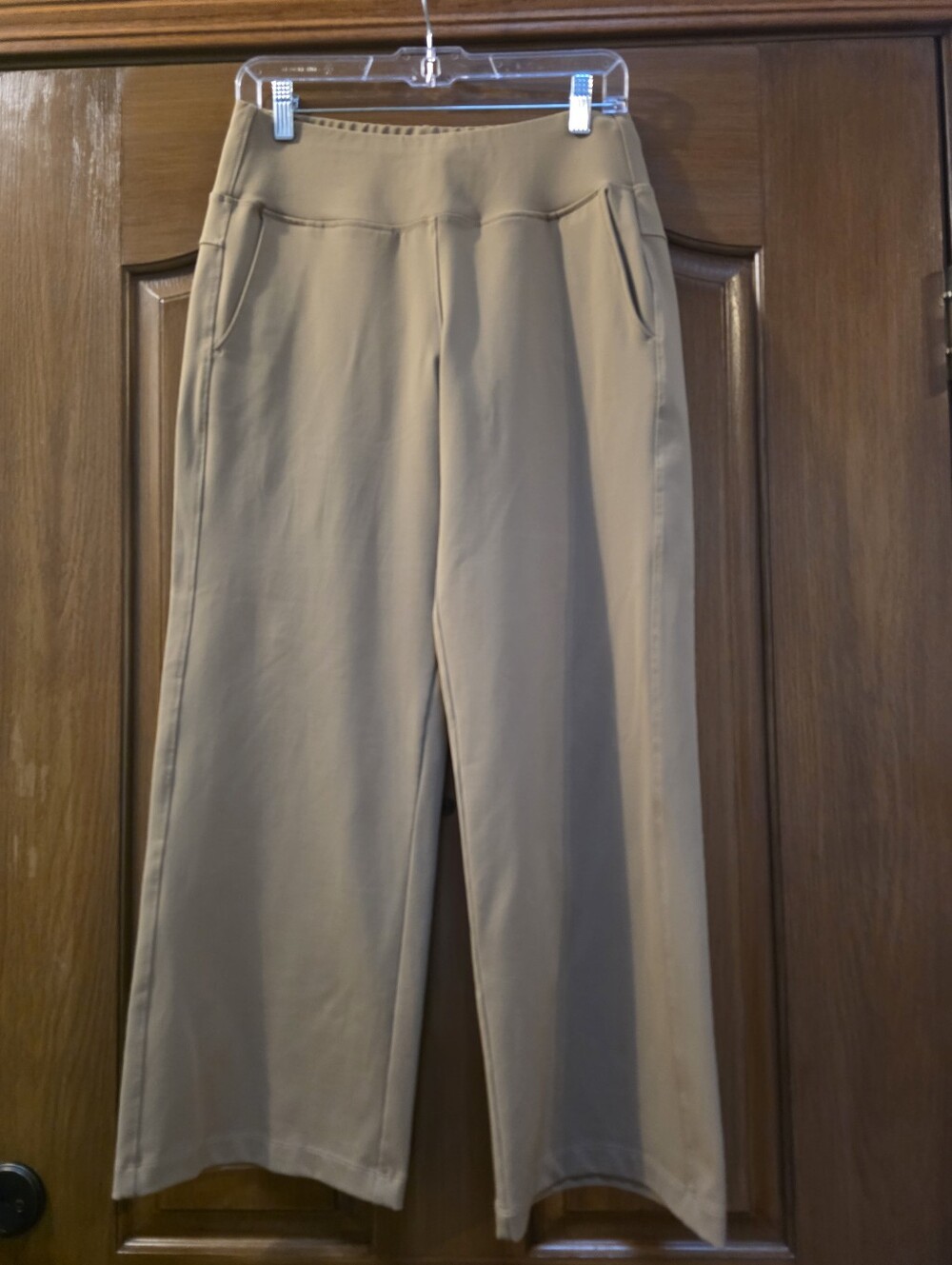 Kira Grace Crop Pants Size Medium